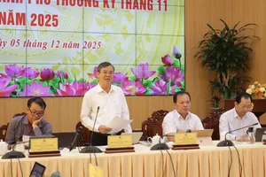 Chủ tịch Cần Thơ: Cán bộ còn 'thủ kỹ', chưa dám đề xuất làm việc chậm