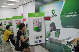 Trên 7 triệu khách hàng được Vietcombank trả lại tiền 