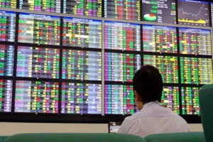 'Sập' sàn chứng khoán: Nhà đầu tư có mất tiền? 