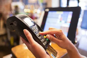 Biểu phí dịch vụ ngân hàng sẽ giảm mạnh?