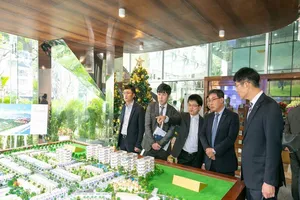 Doanh nghiệp bất động sản than khổ, bị 'trói' tay