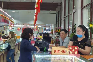 Hiếm thấy: Giá vàng bất ngờ lao dốc giữa ngày Thần Tài