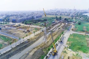 Doanh nghiệp địa ốc chi ngàn tỉ giữa mùa dịch COVID-19