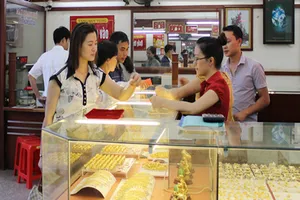 Giá vàng, dầu... lại rủ nhau xuống đáy