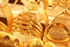 Vàng tăng dựng đứng 1,5 triệu đồng/lượng, loạn giá 