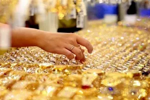 Giá vàng đảo chiều tăng gần 1 triệu đồng/lượng