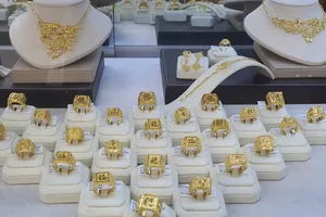 Giá vàng tăng hơn 4 triệu đồng/lượng trong 'tuần sóng gió'