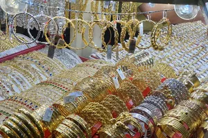 Tá hỏa vì vàng nữ trang hao mòn... quá nhanh