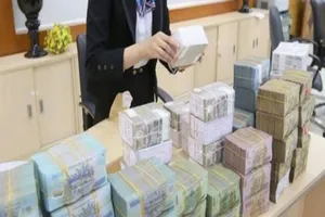 Ngân hàng dư tiền nhưng nhà kinh doanh không mặn mà