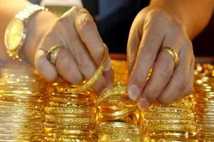 Vàng 9999 tăng sốc, giúp nhà đầu tư kiếm lời khủng