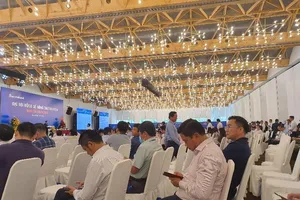 Sếp Sacombank nói về tin đồn sáp nhập với LienVietPostBank 