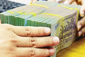 Công ty chứng khoán mạnh tay 'ôm' trái phiếu ngân hàng