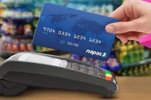 'Thượng đế' đang lãnh đủ loại phí của thẻ tín dụng quốc tế