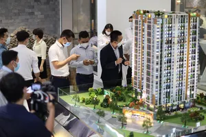 Kiểm soát chặt tín dụng chảy vào bất động sản 