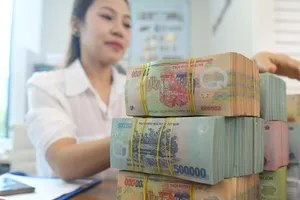 Lãi suất tiết kiệm tiếp tục tăng, có ngân hàng tăng 3 lần trong thời gian ngắn