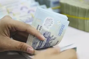 Áp lực lên mặt bằng lãi suất còn lớn