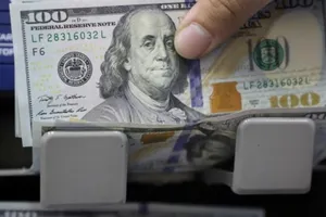Giá đôla chợ đen diễn biến bất thường