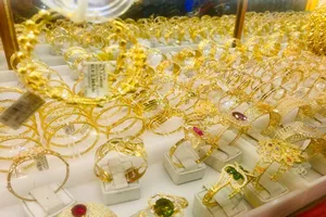 Vàng miếng SJC, nhẫn 9999 đua nhau lập kỷ lục cao chưa từng có