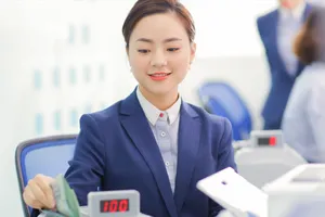 Các ngân hàng chạy đua tăng vốn khủng