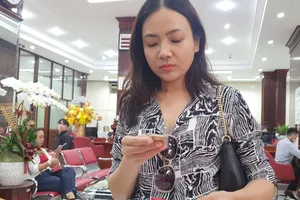 Giá vàng miếng SJC ‘chợ đen’ bất ngờ lao dốc