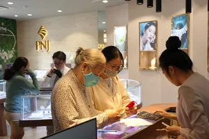 'Lần mò' đi mua vàng miếng SJC