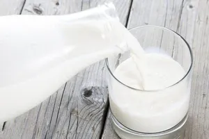  ​Uống nhiều sữa “không giảm nguy cơ gãy xương”