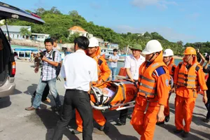 Cứu một thuyền viên tàu nước ngoài bị suy thận cấp trên biển
