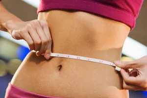 6 cách giúp bụng phẳng lỳ không cần kiêng khem