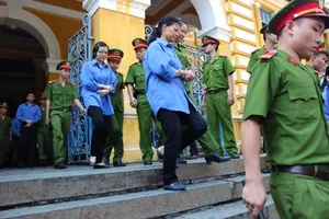 Khách hàng đòi VietinBank trả tiền bị Huyền Như chiếm đoạt