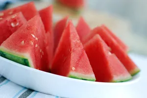 Những người tuyệt đối không được ăn dưa hấu