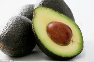 Ăn bơ làm giảm cholesterol xấu