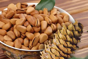 10 công dụng trị bệnh bất ngờ của hạt thông