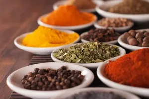 6 gia vị giúp ích cho việc giảm cân