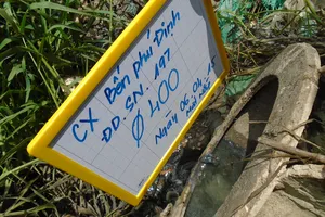 Ngập vì bị trộm lấy mất van ngăn triều