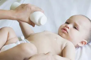 Cách phòng tránh rôm sảy cho trẻ mùa nắng nóng