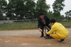 Sẽ thí điểm công nghệ đuổi chim trên đường băng