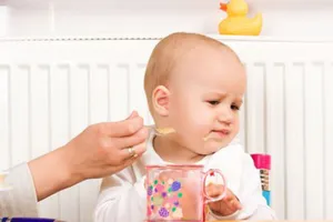 Trẻ kén ăn có thể mắc vấn đề về sức khỏe tâm thần