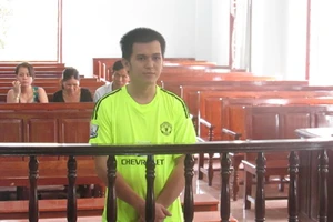 Lại ngồi tù vì… lỡ yêu bạn gái nhí