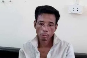 Lại một kẻ ‘ngáo đá’ dùng dao khống chế phụ nữ