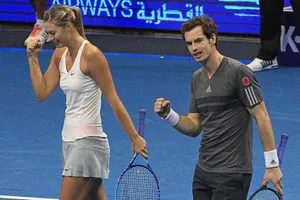 Hãng cung cấp vợt Head bênh vực Sharapova, chất vấn WADA