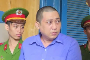 Giả là đại tá quân đội lừa tiền tỉ