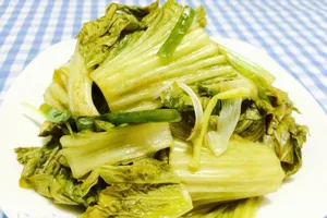 Dưa muối: Lợi, hại thế nào?