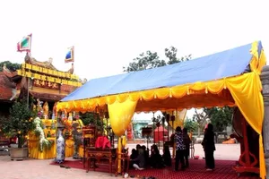  Lễ phát lương Đền Trần Thương là Di sản văn hóa 