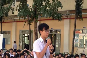 Học tiếng Anh 10 năm, gặp giáo viên nước ngoài vẫn ú ớ