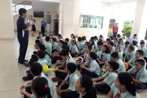 Võ sư hướng dẫn HS phòng chống bắt cóc, xâm hại