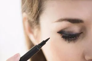 5 điều cần nhớ để tránh gây hại cho mắt khi trang điểm