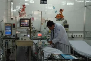 HS nghi ngộ độc trà sữa tiết lộ uống thuốc diệt cỏ