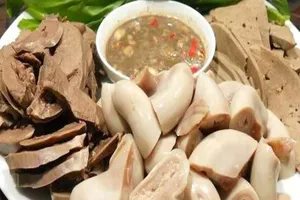 Ai không nên ăn nội tạng động vật?