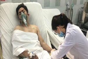 Vụ cháy Carina: Tình người sau những ca cấp cứu