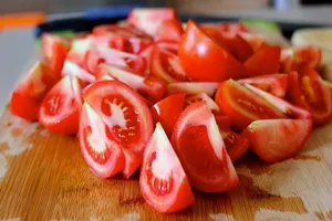 8 thực phẩm lành mạnh ăn sai cách có thể gây nguy hiểm